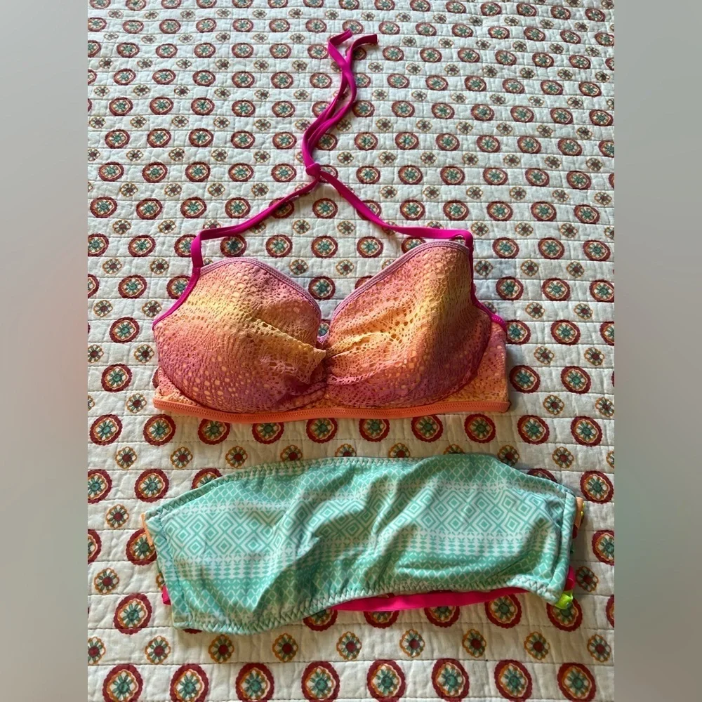 Y2K 2000s Victoria’s Secret Swim Top Bundle (2) size small